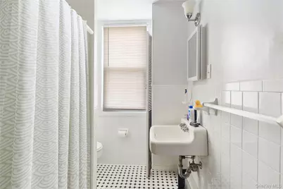 12 Marathon Place, Port Chester, NY 10573 - Photo 36