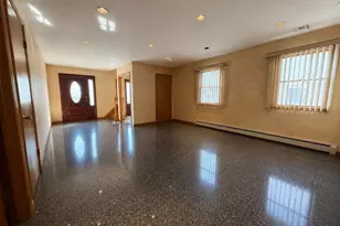 208 Doris Ave, Franklin Square, NY 11010 - Photo 12