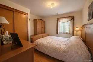 208 Doris Ave, Franklin Square, NY 11010 - Photo 18