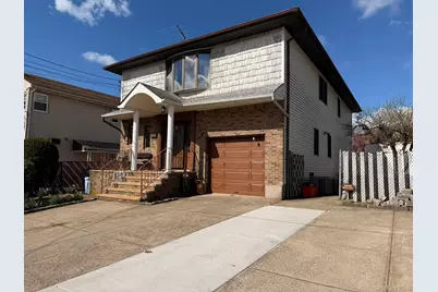 208 Doris Avenue, Franklin Square, NY 11010 - Photo 2