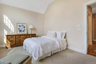 30 Post Fields Ln, Quogue, NY 11959 - Photo 16