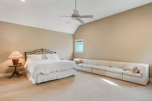 30 Post Fields Ln, Quogue, NY 11959 - Photo 12