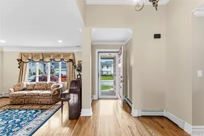 30 Jeanette Drive, Massapequa, NY 11758 - Photo 6