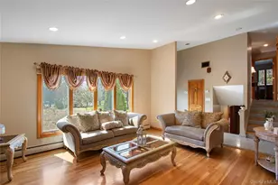 11 Laurie Pl, Glen Cove, NY 11542 - Photo 6