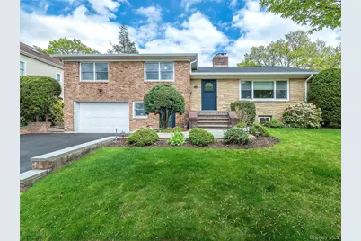 5 Fairfield Avenue, Port Washington, NY 11050 - Photo 1