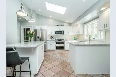 5 Fairfield Avenue, Port Washington, NY 11050 - Photo 6