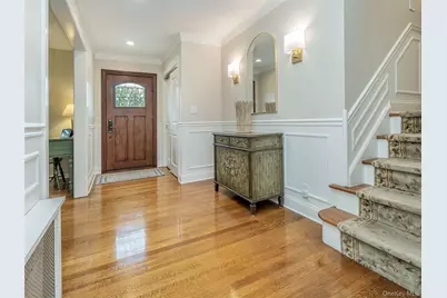 5 Fairfield Avenue, Port Washington, NY 11050 - Photo 2