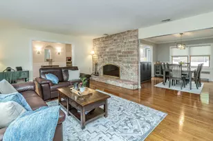 5 Fairfield Ave, Port Washington, NY 11050 - Photo 4