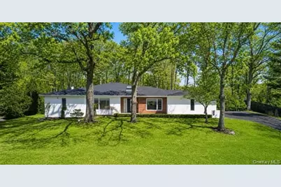 161 Yukon Drive, Woodbury, NY 11797 - Photo 2