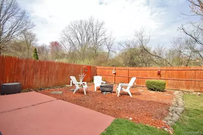 35 Black Stallion Court, Middletown, NY 10940 - Photo 34