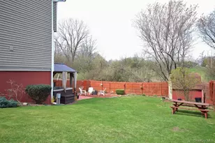 35 Black Stallion Ct, Middletown, NY 10940 - Photo 38