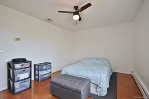 35 Black Stallion Ct, Middletown, NY 10940 - Photo 22