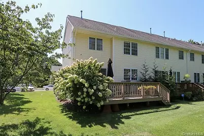 4 Spring Court, Huntington, NY 11743 - Photo 32