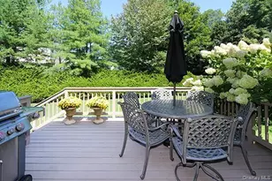 4 Spring Ct, Huntington, NY 11743 - Photo 28