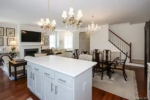 4 Spring Ct, Huntington, NY 11743 - Photo 12