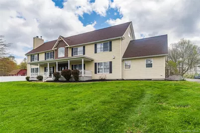 107 Dunthorne Drive, Bloomingburg, NY 12721 - Photo 2