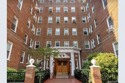 63-109 Saunders Street #A8, Rego Park, NY 11374 - Photo 1
