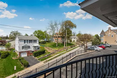 80 Old Boston Post Road #2, New Rochelle, NY 10801 - Photo 4