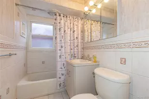 5 Crabtree Ln, Levittown, NY 11756 - Photo 8