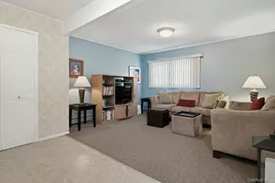 124 Saddle Ln, Levittown, NY 11756 - Photo 22