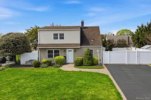 124 Saddle Ln, Levittown, NY 11756 - Photo 36