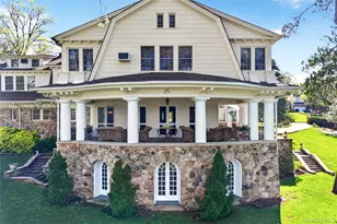 25 West Dr, Manhasset, NY 11030 - Photo 38