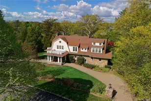 25 West Dr, Manhasset, NY 11030 - Photo 4
