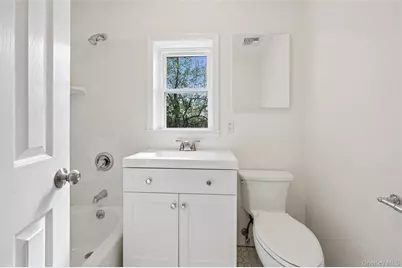 57 Juniper Avenue, Smithtown, NY 11787 - Photo 12