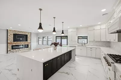 129 Tardy Lane S, Wantagh, NY 11793 - Photo 14