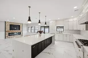 129 Tardy Ln S, Wantagh, NY 11793 - Photo 14