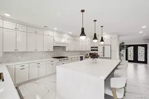129 Tardy Ln S, Wantagh, NY 11793 - Photo 12