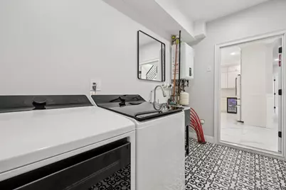 129 Tardy Lane S, Wantagh, NY 11793 - Photo 44