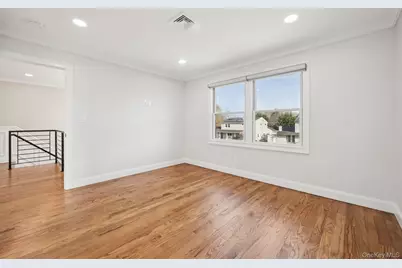 129 Tardy Lane S, Wantagh, NY 11793 - Photo 24