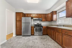 95-21 150th Rd, Ozone Park, NY 11417 - Photo 16