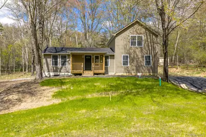 24 Farmingdale Lane, Bloomingburg, NY 12721 - Photo 2