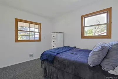 21 Kreuz Drive, West Nyack, NY 10994 - Photo 16