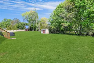 21 Kreuz Dr, West Nyack, NY 10994 - Photo 30