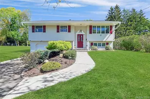 21 Kreuz Dr, West Nyack, NY 10994 - Photo 2