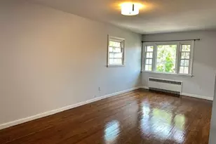 13 Juniper Rd, Port Washington, NY 11050 - Photo 8