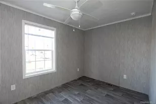 414 Joslen Blvd, Hudson, NY 12534 - Photo 12