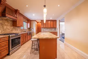 75-20 180th St, Fresh Meadows, NY 11366 - Photo 18