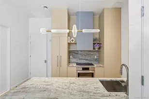 25-08 43rd Ave, Long Island City, NY 11101 - Photo 6