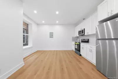 563 Glenmore Avenue, Brooklyn, NY 11207 - Photo 32