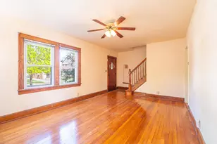 89-90 221st St, Queens Village, NY 11427 - Photo 6