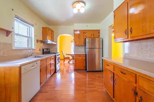 89-90 221st St, Queens Village, NY 11427 - Photo 8