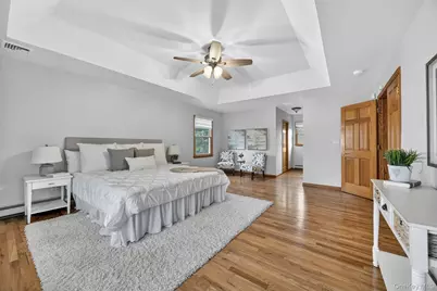 64 Muttontown Eastwoods Road, Syosset, NY 11791 - Photo 14