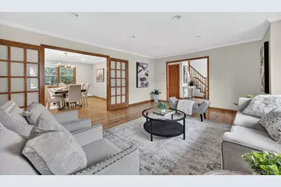 64 Muttontown Eastwoods Road, Syosset, NY 11791 - Photo 8