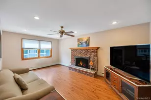 64 Muttontown Eastwoods Rd, Syosset, NY 11791 - Photo 10