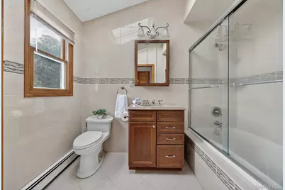 64 Muttontown Eastwoods Road, Syosset, NY 11791 - Photo 16