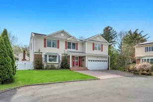 64 Muttontown Eastwoods Rd, Syosset, NY 11791 - Photo 2